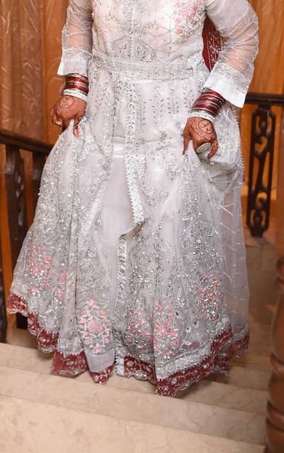 Fancy Nikah Frock only 1 time use / size Medium to large