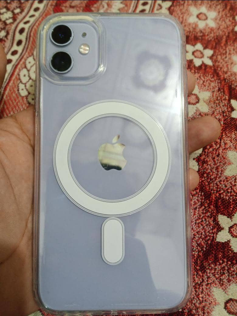 Apple iPhone 11 0