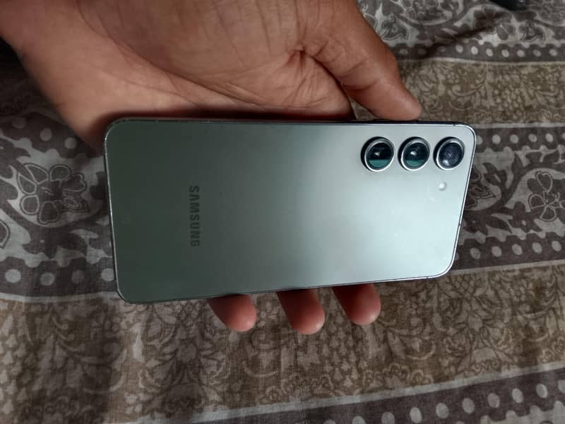 Samsung Mobile S23 1