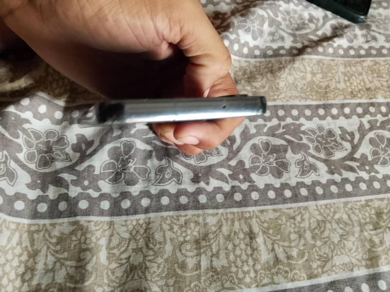 Samsung Mobile S23 6