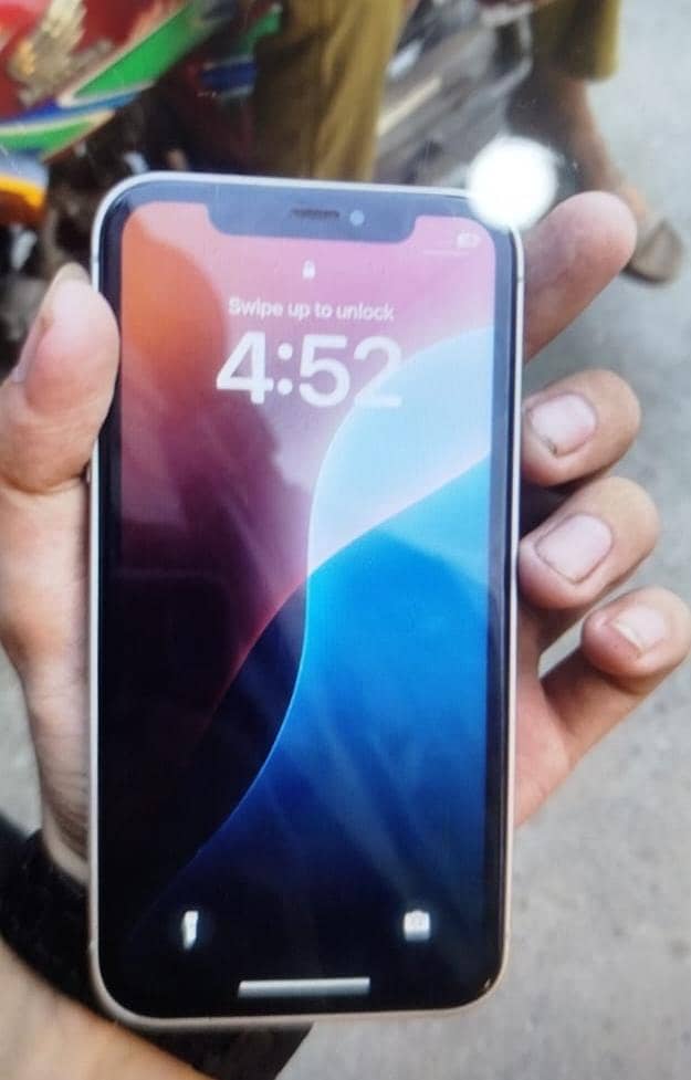 Apple iPhone XR 3