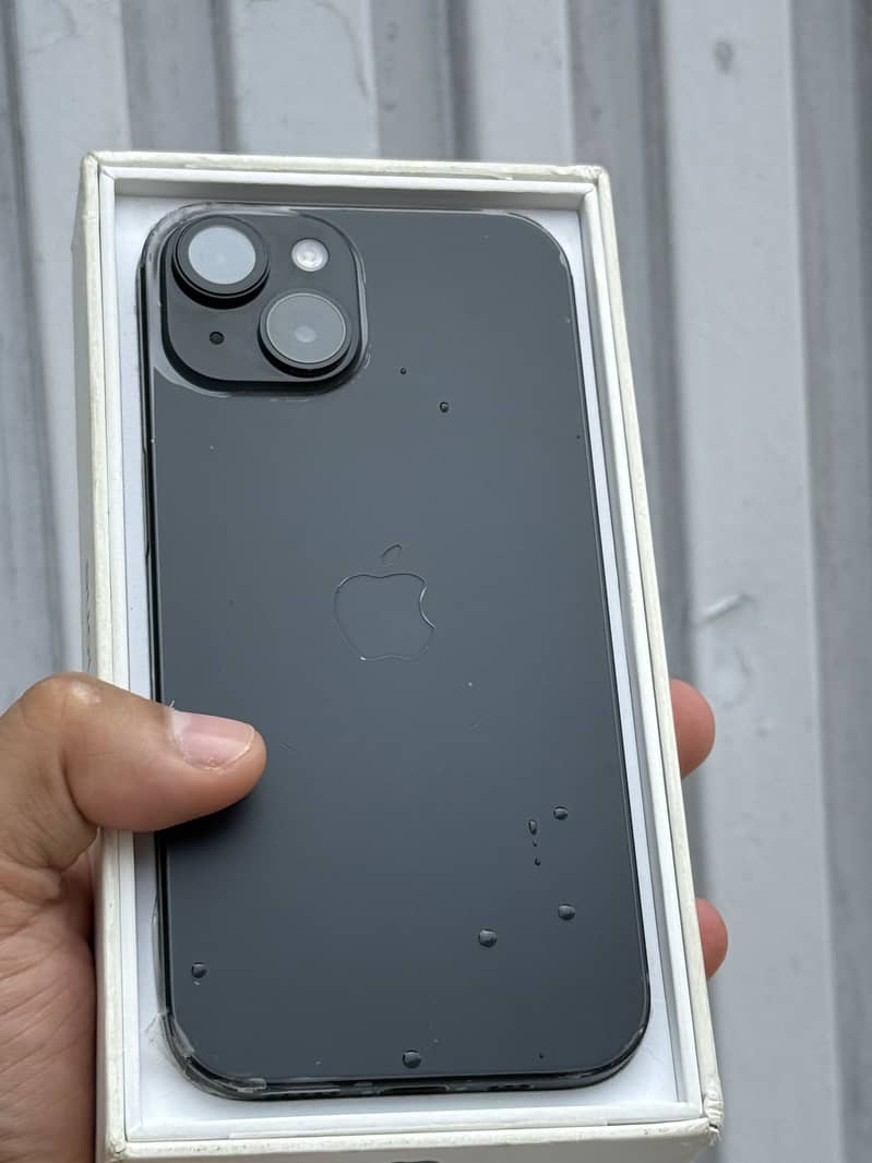 iPhone 15 complete box 3