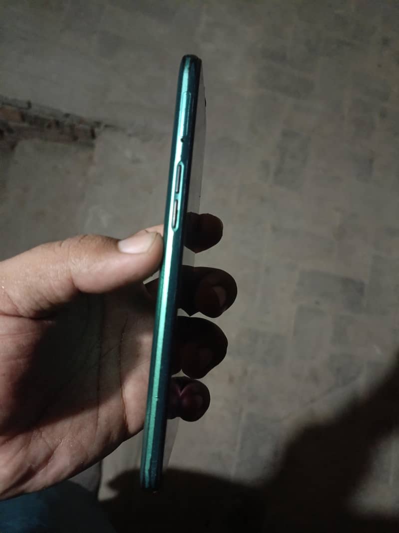 Realme 5 4