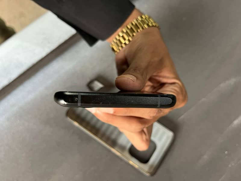 One Plus 10 Pro 8
