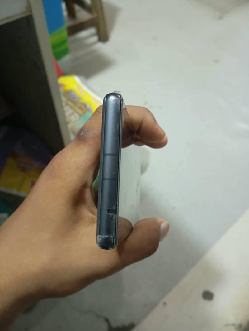 Google Pixel 7a 4