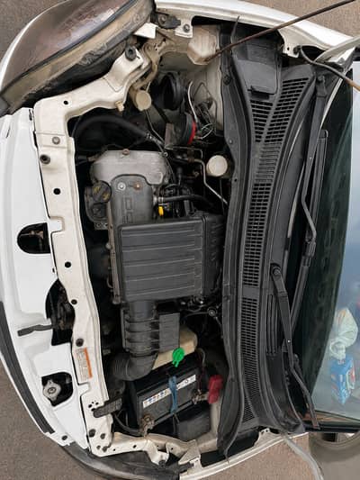 Suzuki Swift. DLX 1.3 2011
