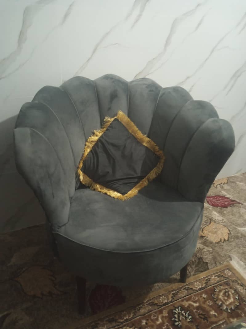 5 Seater Sofa 1