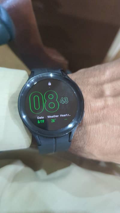 Samsung Galaxy watch 5 pro like new