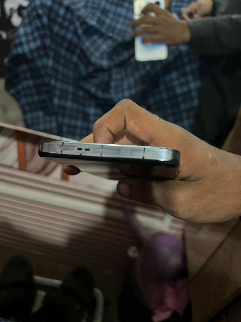 Infinix Note 30 7