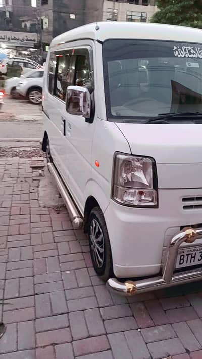 Suzuki Every 2018