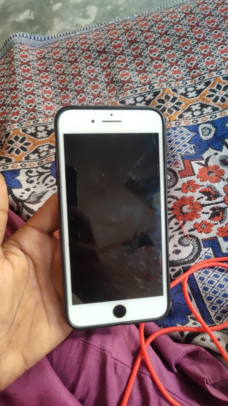 Apple iPhone 6 Plus 4