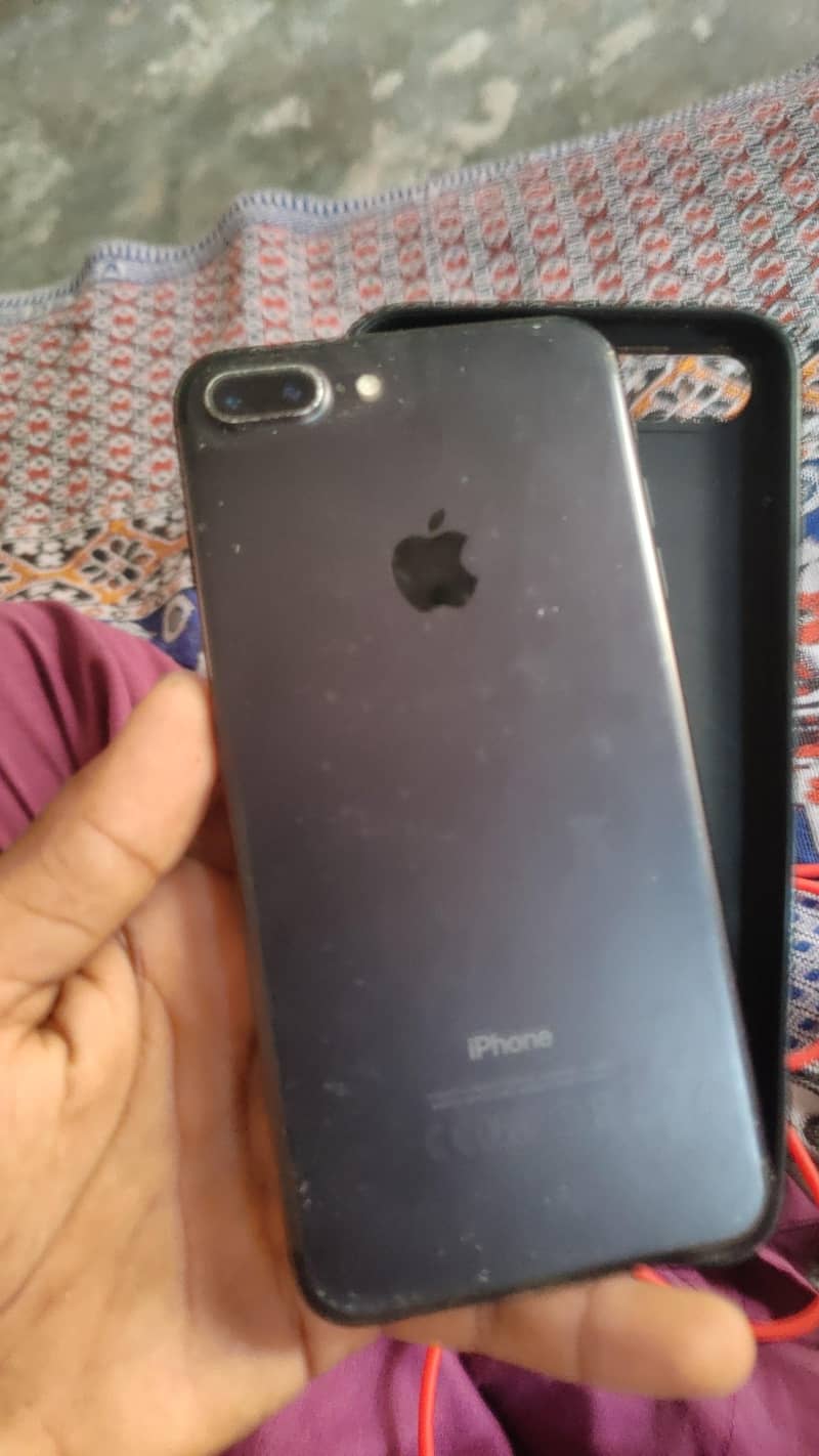 Apple iPhone 6 Plus 5