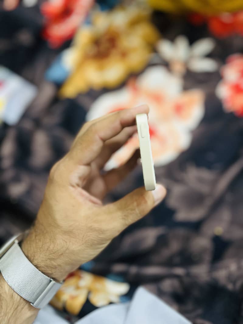 Apple iPhone SE 6