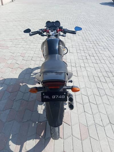 Yamaha YBR 125G black My whatsapp nbr 03276946641