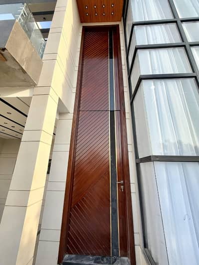 10 Marla Like Brand New House For Rent In Jasmine Black Bahria Town Lahore