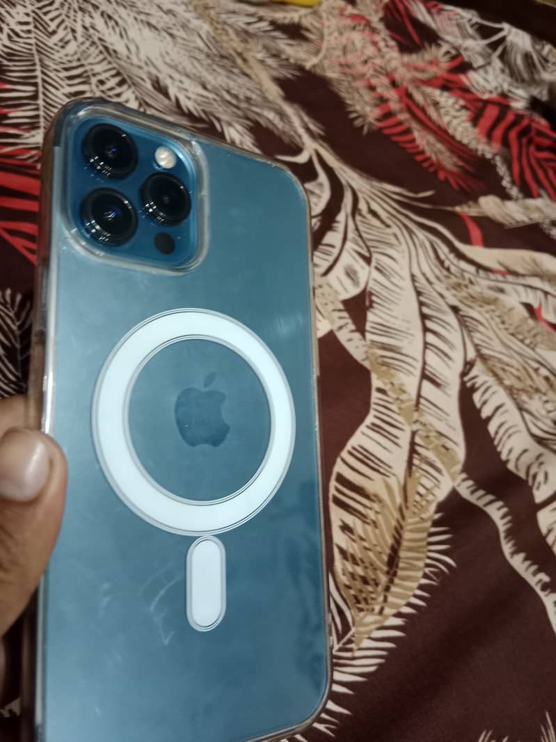 Apple iPhone 12 Pro Max 3