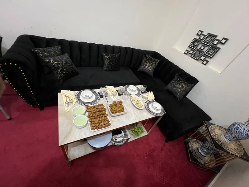 L shape Sofa like new 2