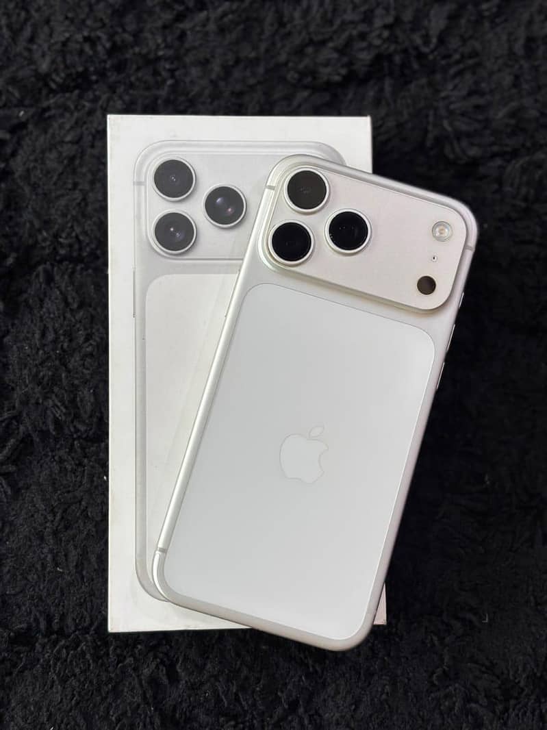 Apple iPhone 17 Pro 0