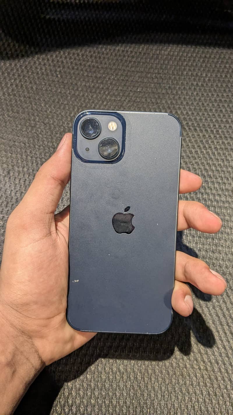 Apple iPhone 13 0