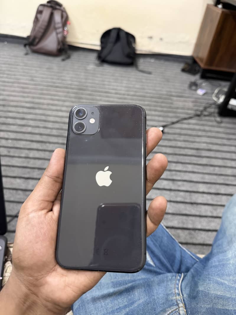 Apple iPhone 11 0