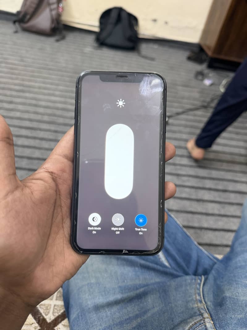 Apple iPhone 11 2