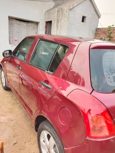 Suzuki Swift 2012