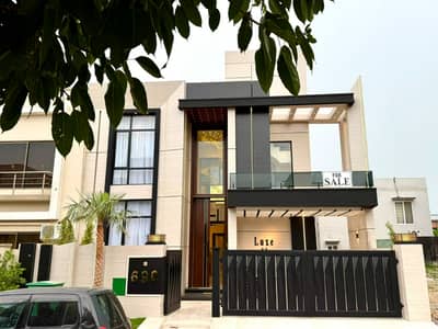 10 Marla House For Sale In Iqbal Block, Sector E, Bahria Town Lahore