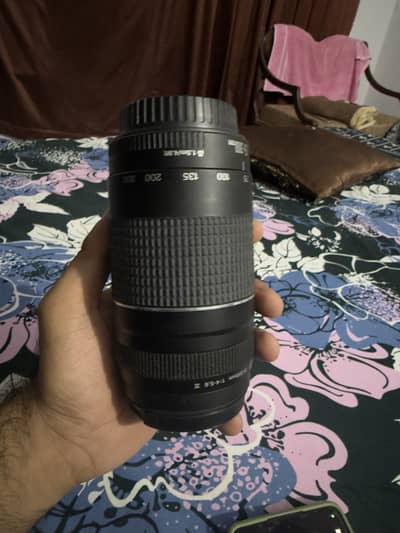 Canon 75-300 10/10 just like new