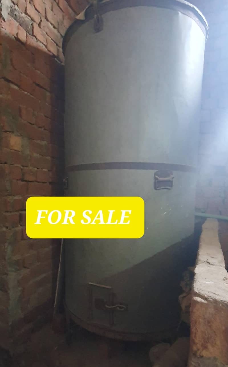 Large grain storage containers 1