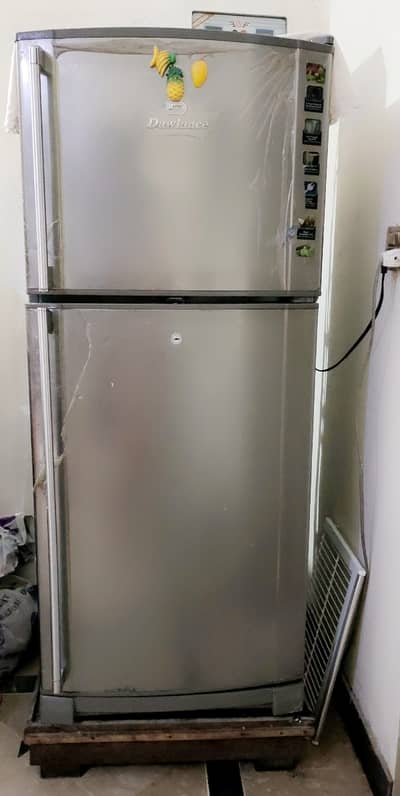 Dawlance fridge with good condition
