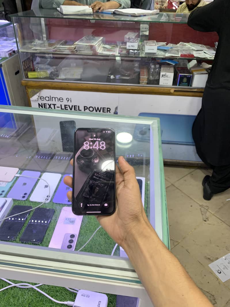 Apple iPhone 14 0
