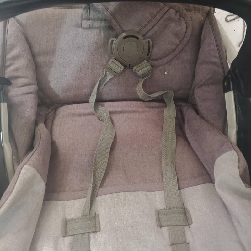 Twin branded  pram for sale 7