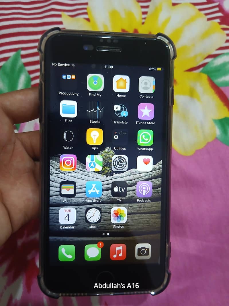 Apple iPhone 7 Plus 1