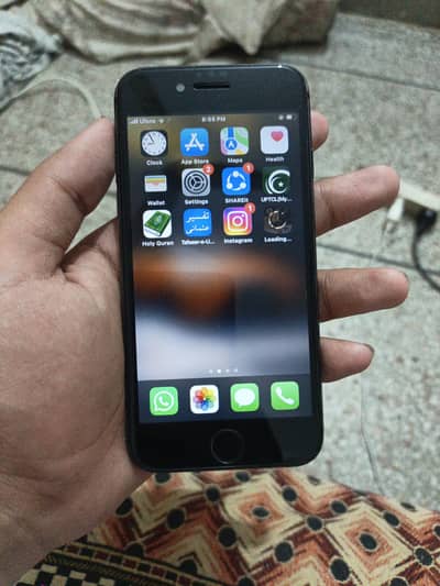 Apple iPhone 8