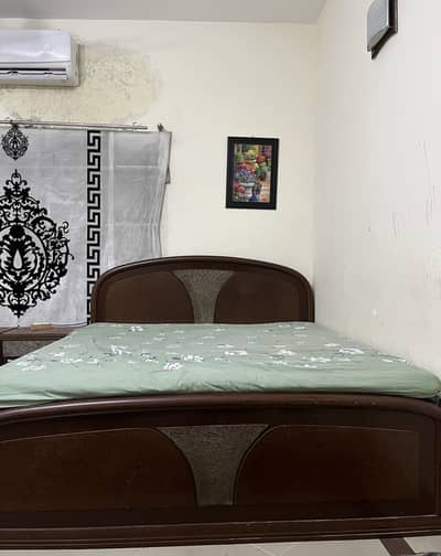 Best Quality Wooden King Size Bed with Side tables on SALE