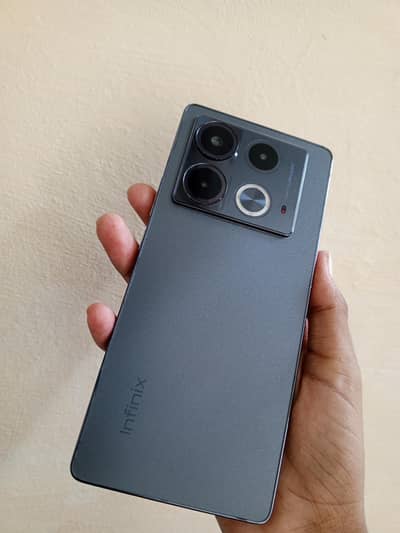 Infinix Note 40
