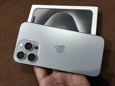 Apple iPhone 15 Pro Max (Factory unlock)
