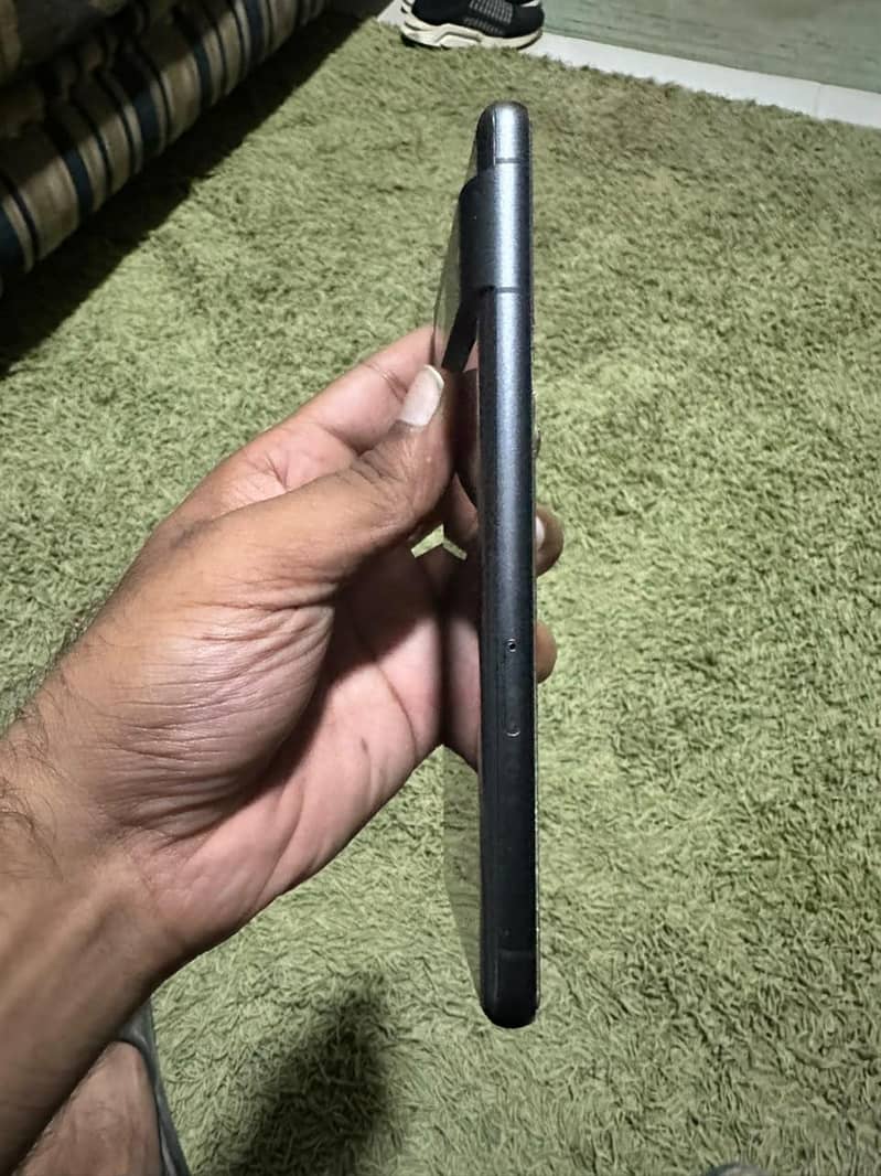 Google Pixel 7 4