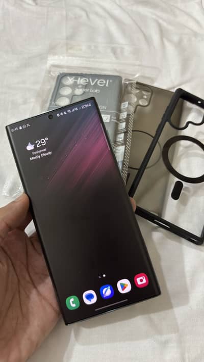 Samsung S22 Ultra 10/10 condition Officially approved 12/512