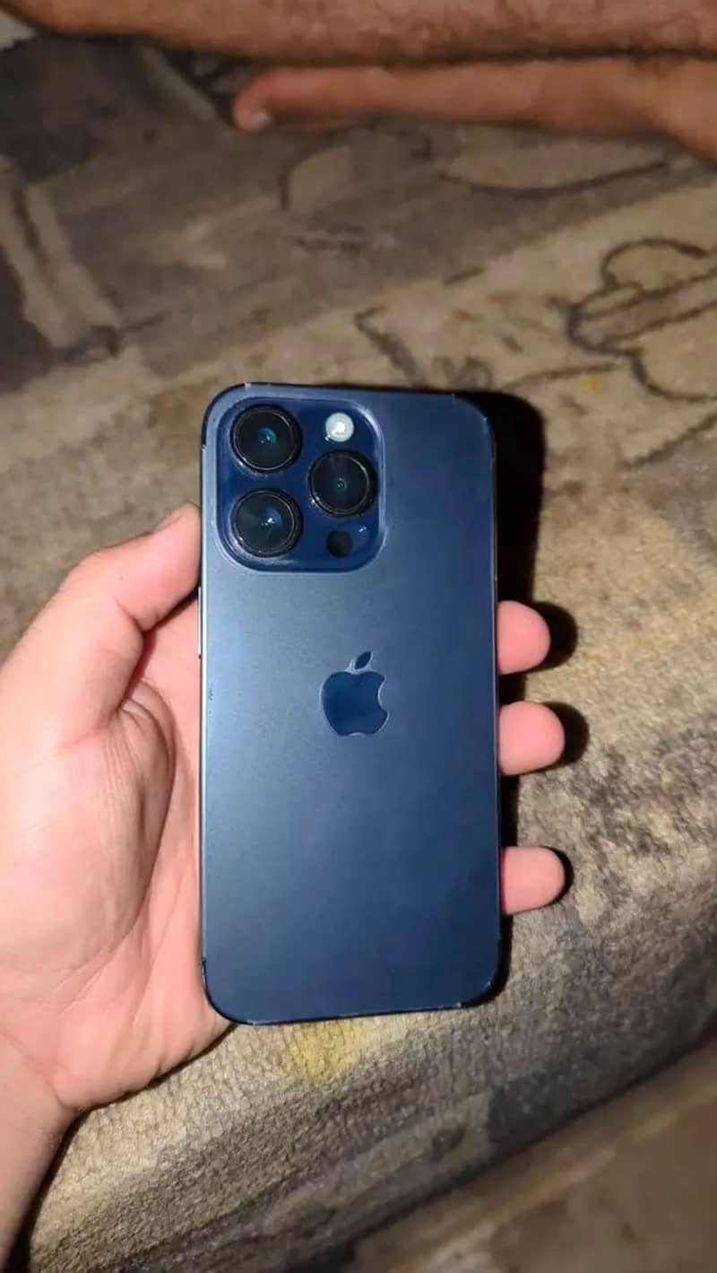 Apple iPhone 14 Pro 0