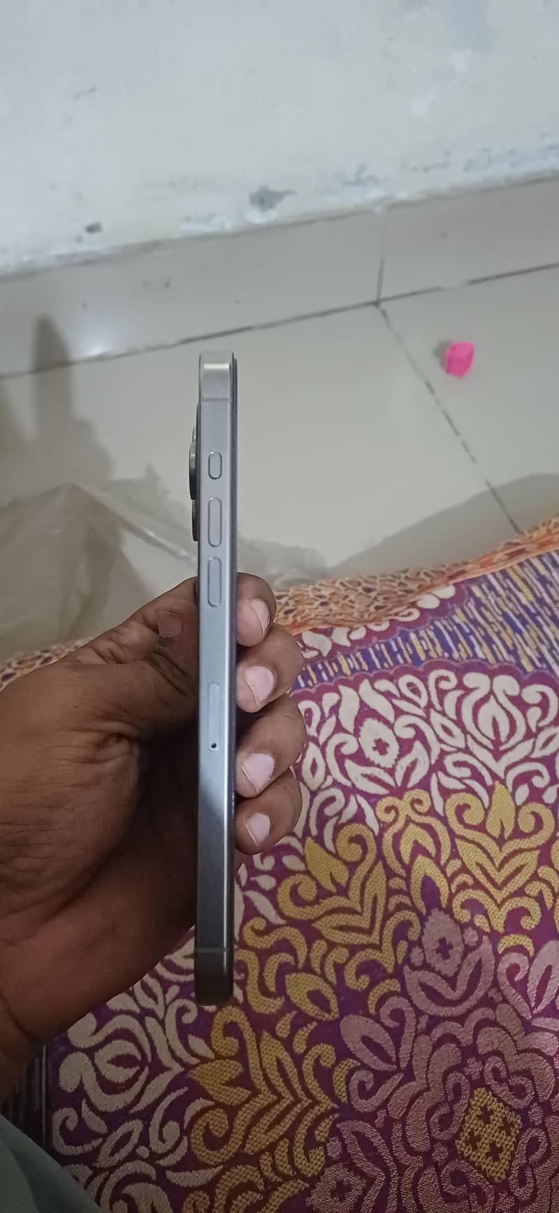 Apple iPhone 15 Pro Max 2