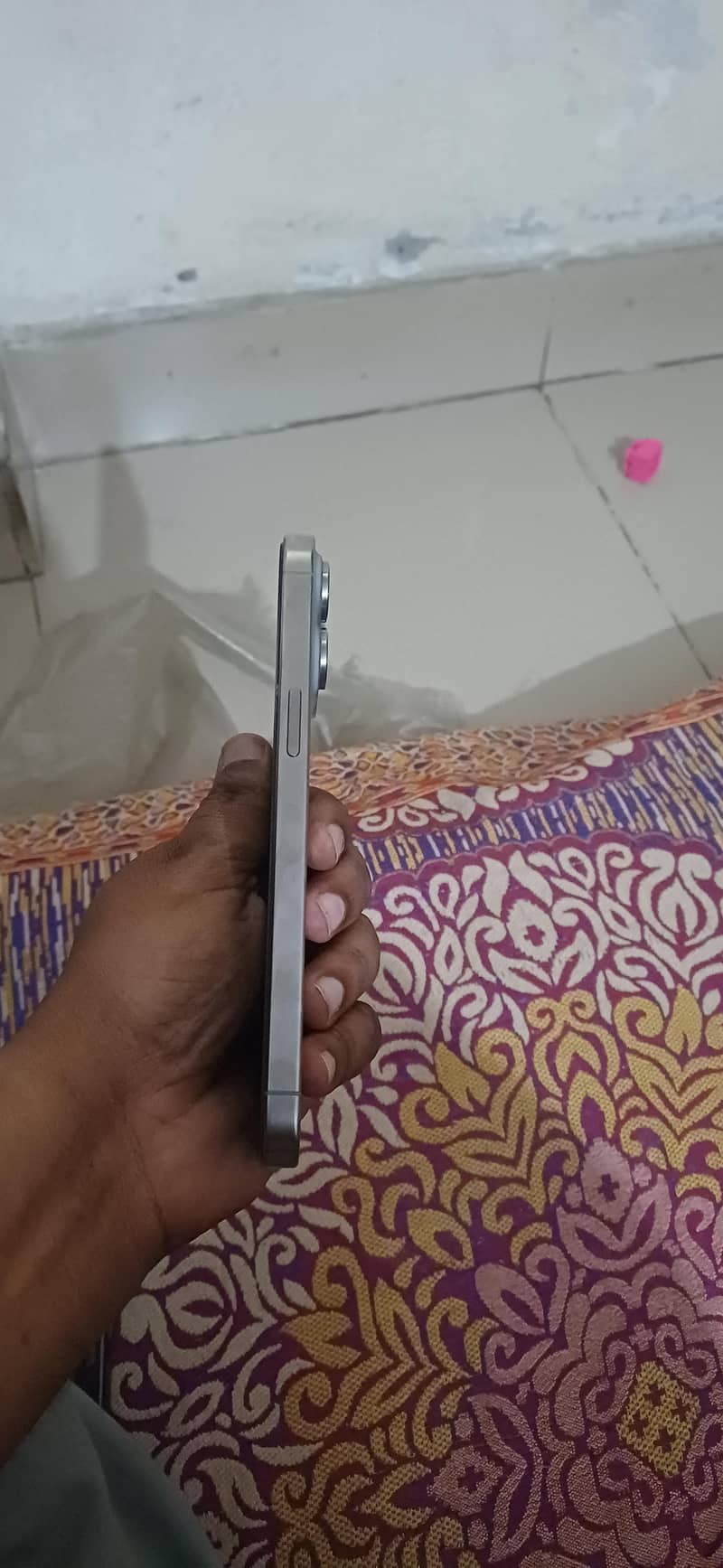 Apple iPhone 15 Pro Max 4