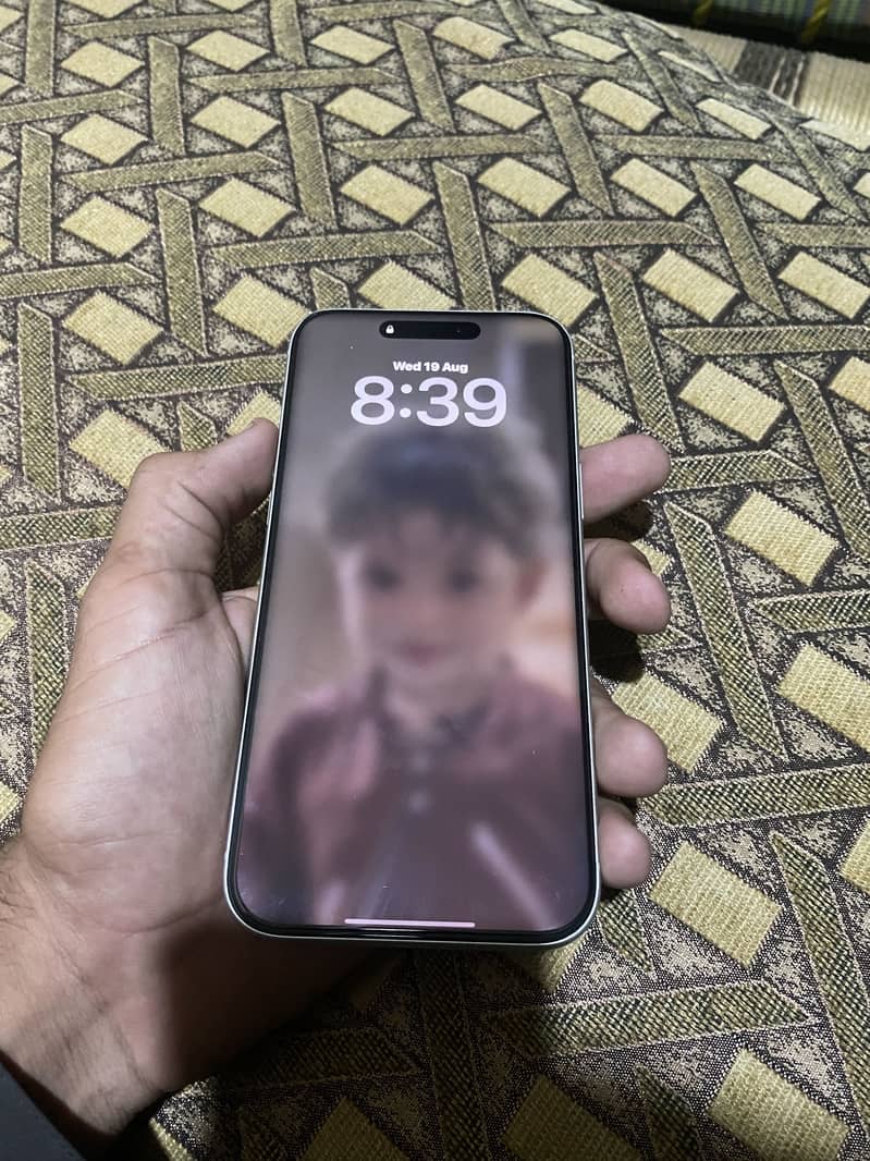 iPhone 17 pro max 1