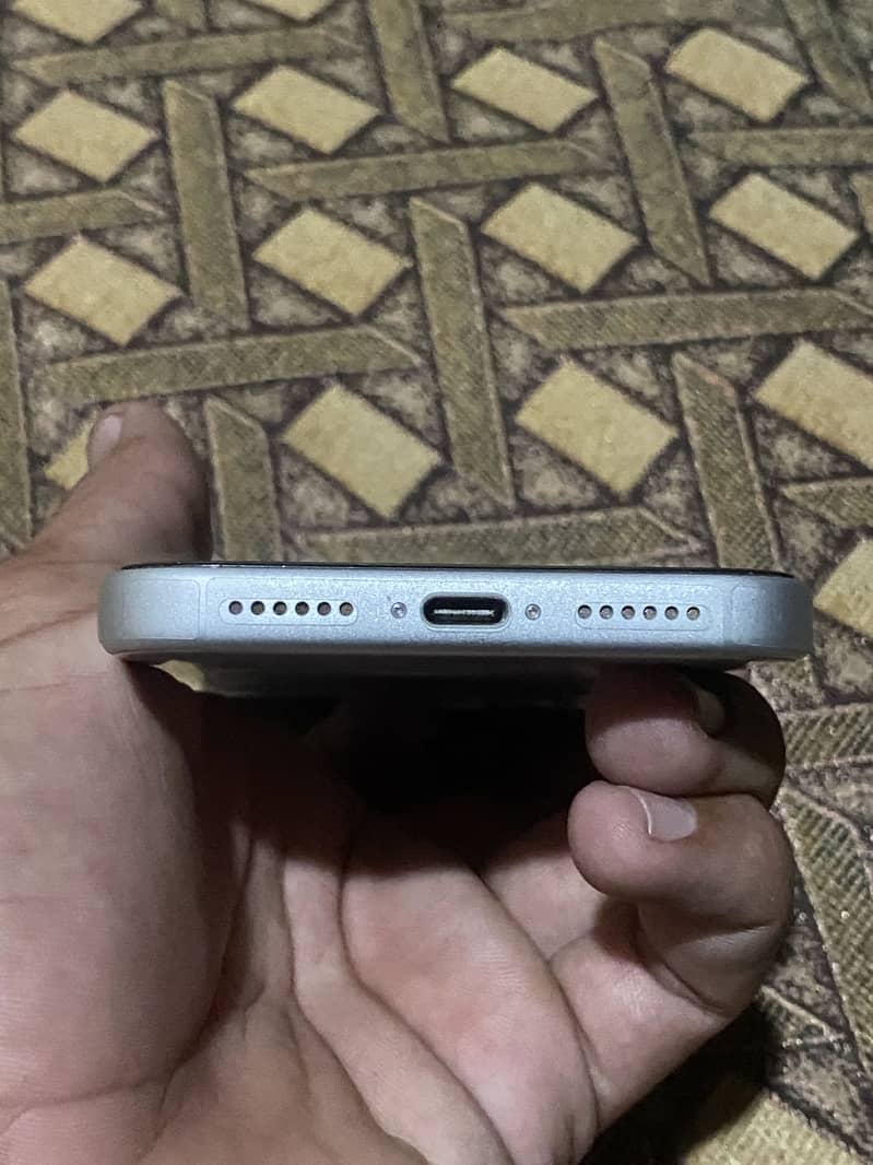 iPhone 17 pro max 3