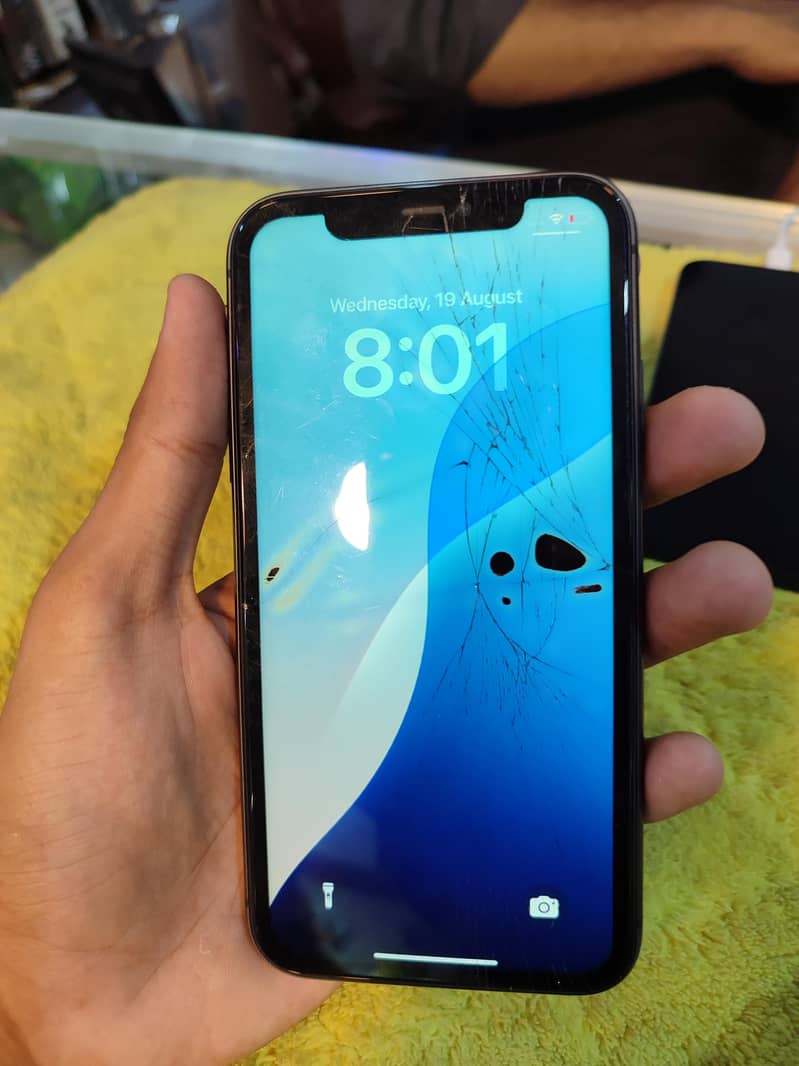 Apple iPhone 11 1