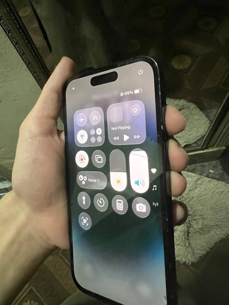 Apple iPhone 14 Pro 2