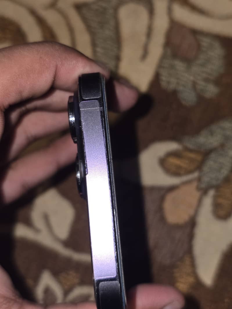 Apple iPhone 14 Pro Max 6