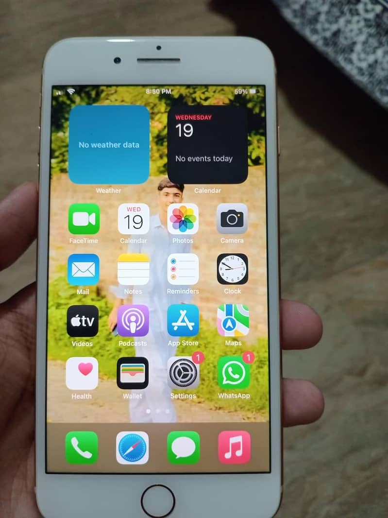 Apple iPhone 8 Plus 2