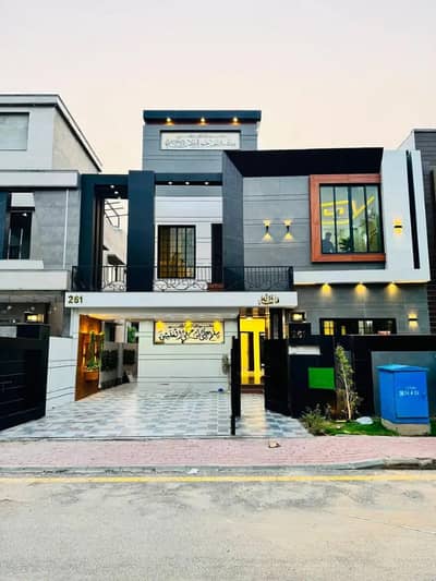 LDA Approved 10 Marla Facing Park House For Sale In Bahria Orchard Lahore Phase 1 Southern Block | Prime Location
