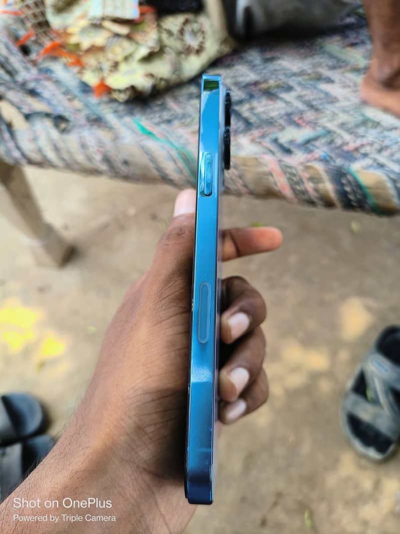 Apple iPhone 13 Pro Max 1